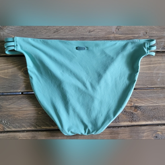 Roxy Canton Bikini Bottom Size Small NWOT - Picture 2 of 4